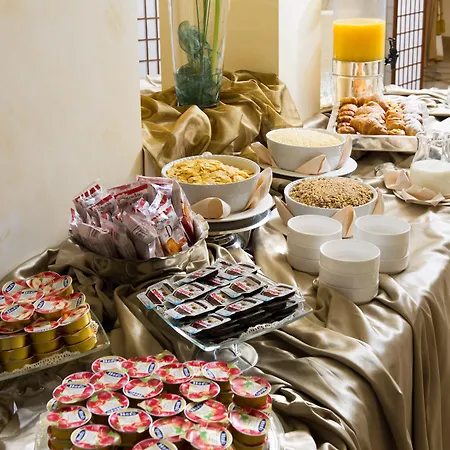 Carlton On The Grand Canal Hotel