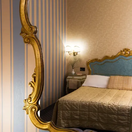 Carlton On The Grand Canal Hotel Benátky