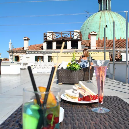 Carlton On The Grand Canal Hotel Benátky