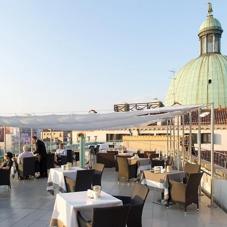 Hotel Carlton On The Grand Canal 4*