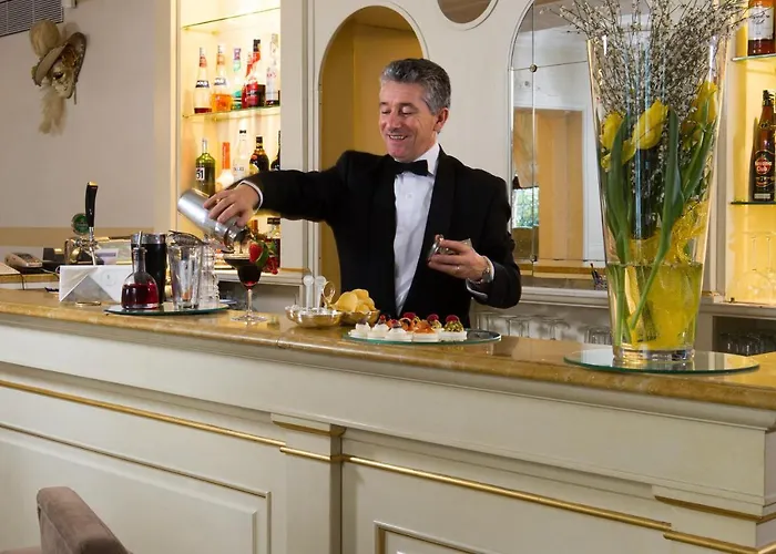 卡尔顿大运河酒店 酒店