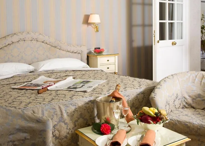 卡尔顿大运河酒店 4*