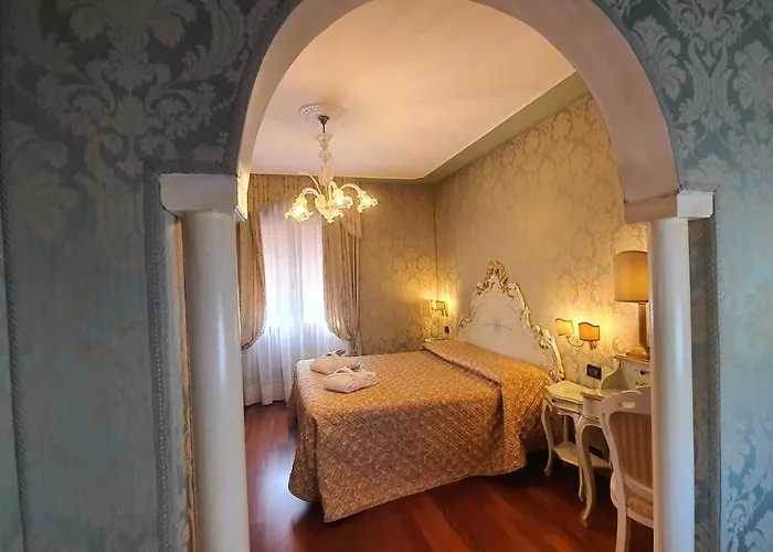 卡尔顿大运河酒店