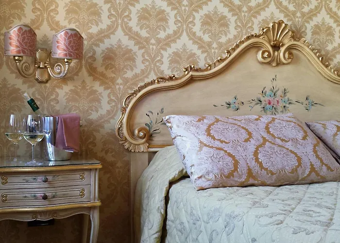 卡尔顿大运河酒店 酒店