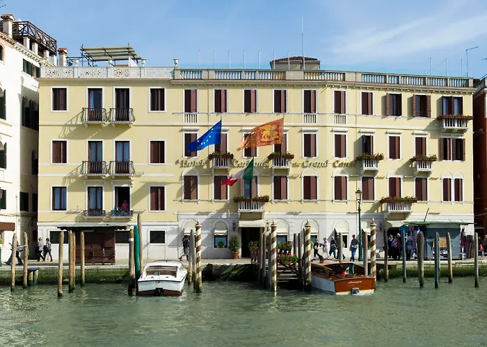 卡尔顿大运河酒店 酒店