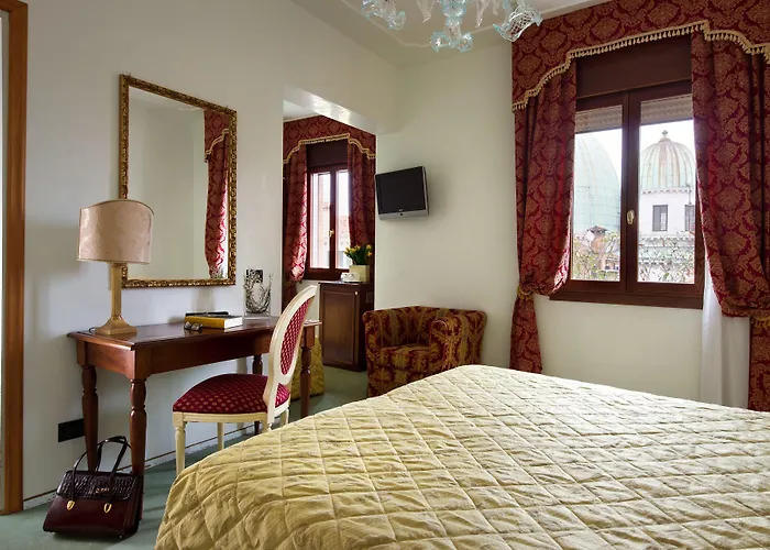 卡尔顿大运河酒店 4* 威尼斯