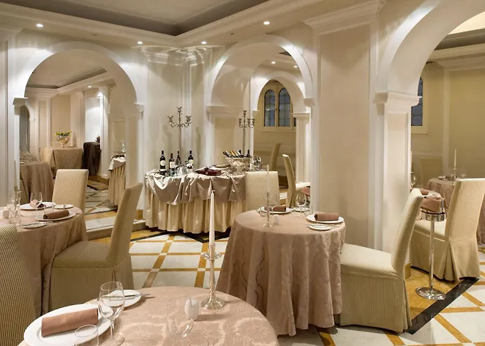 卡尔顿大运河酒店 4*