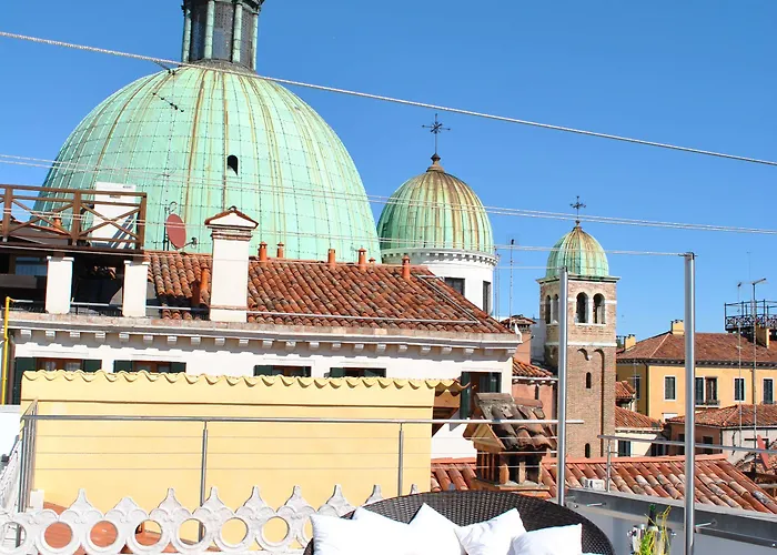 卡尔顿大运河酒店 4*