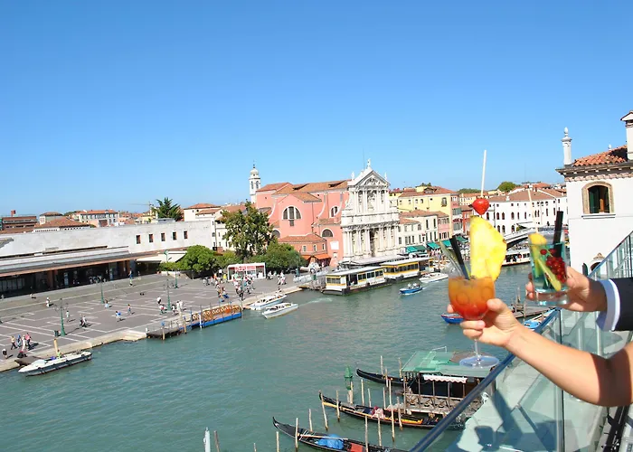 卡尔顿大运河酒店