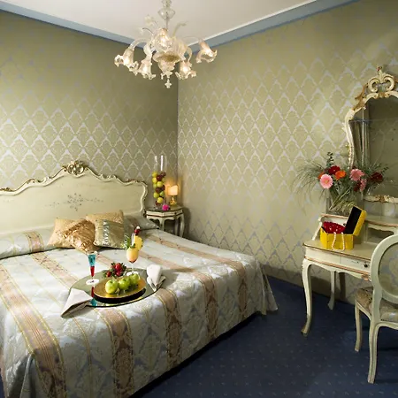 Hotel Carlton On The Grand Canal Venise