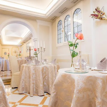 Carlton On The Grand Canal Hotel Venice