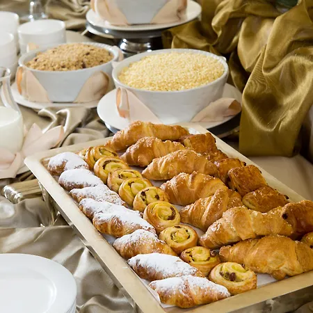 Carlton On The Grand Canal